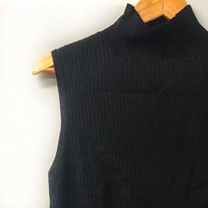 Ann Taylor sz L Black Sleeveless Ribbed Top